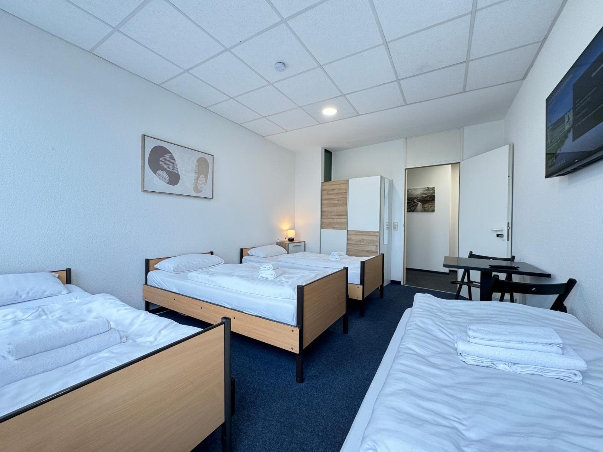 Thuja Apartments Karlsruhe-Neureut By Kurzzeit Экстерьер фото