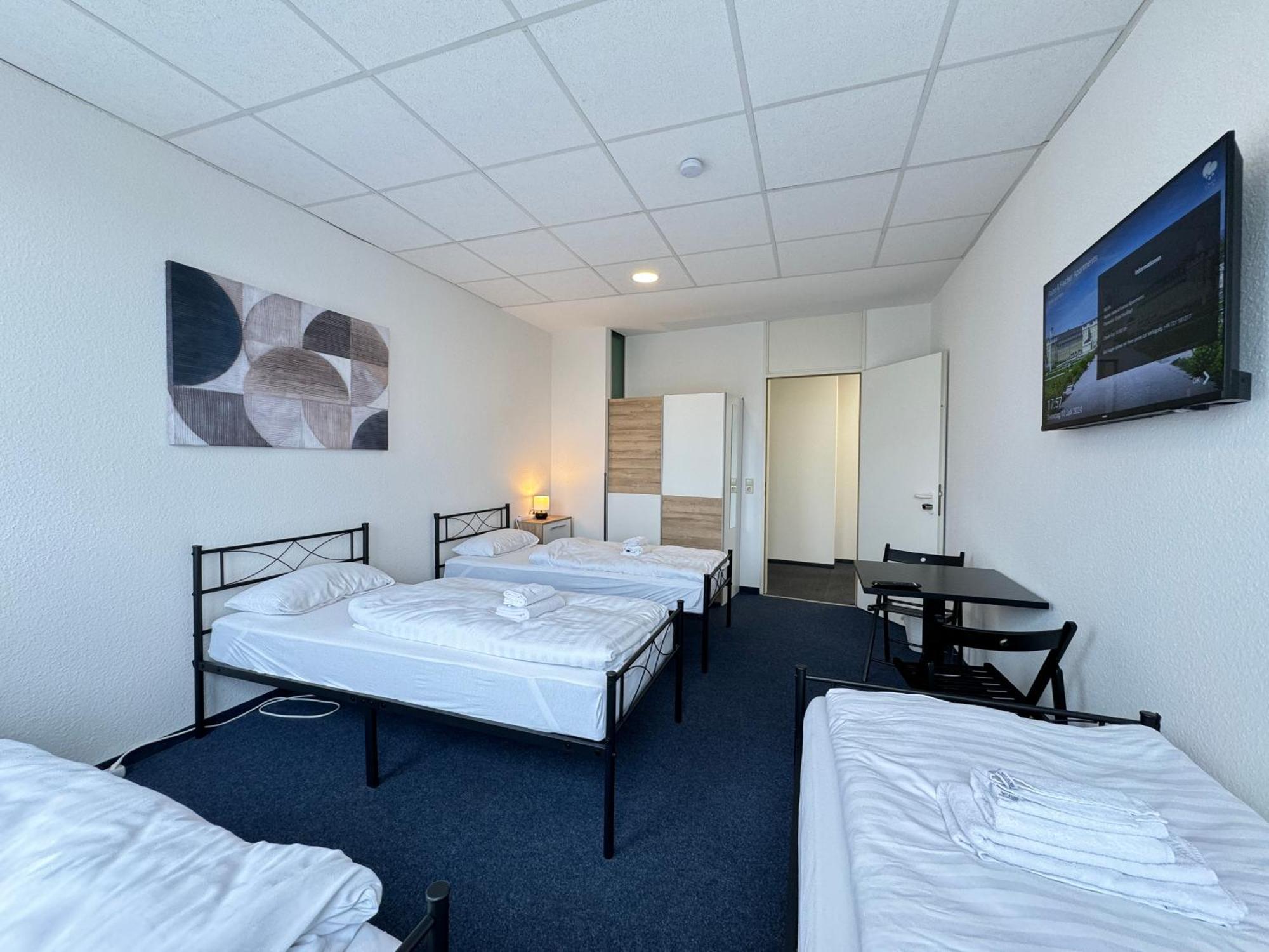 Thuja Apartments Karlsruhe-Neureut By Kurzzeit Экстерьер фото